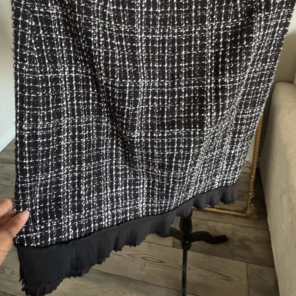White House Black Market Asymmetrical Ruffled Pencil Skirt - Picture 5 of 10